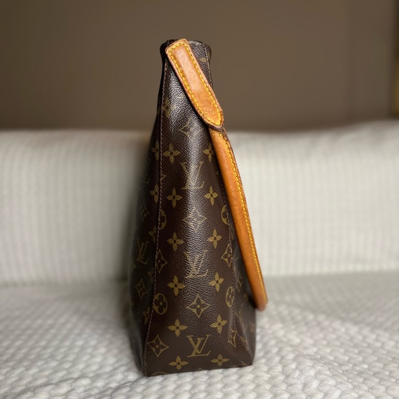 Louis Vuitton looping GM. - Picture 6 of 15